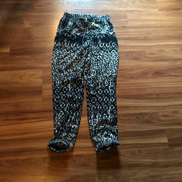 Printed jogger pants! - Picture 1 of 3